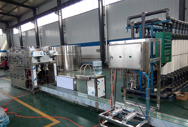 大桶灌装线